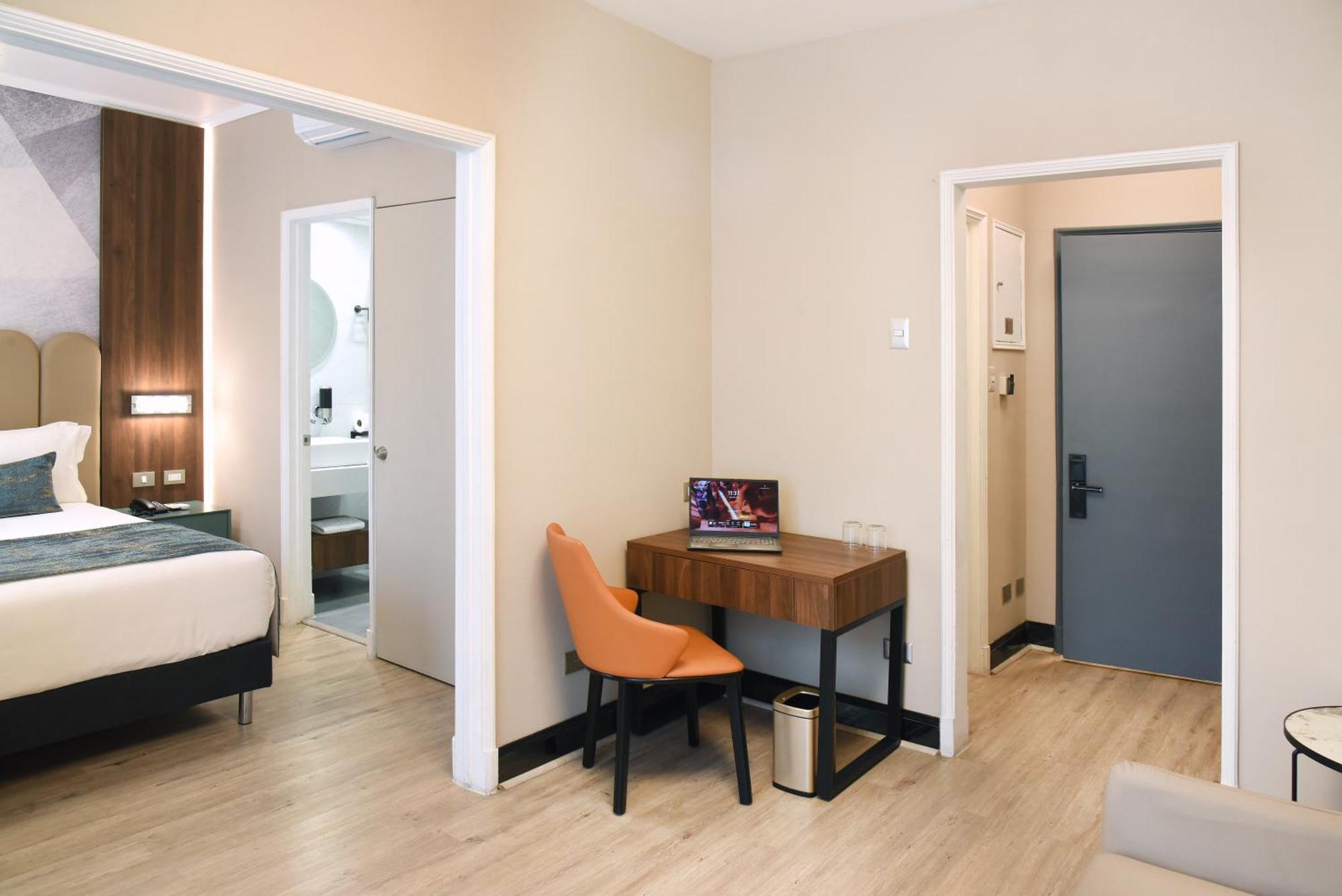 Hotel Hw Express 圣地亚哥 外观 照片